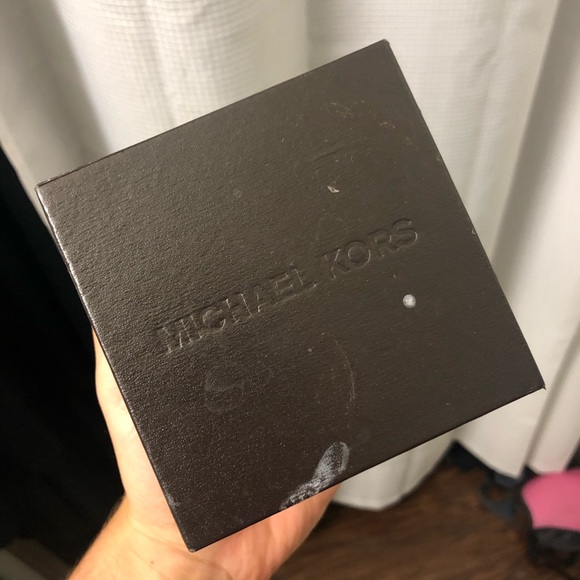 Michael Kors watch - Picture 3 of 3